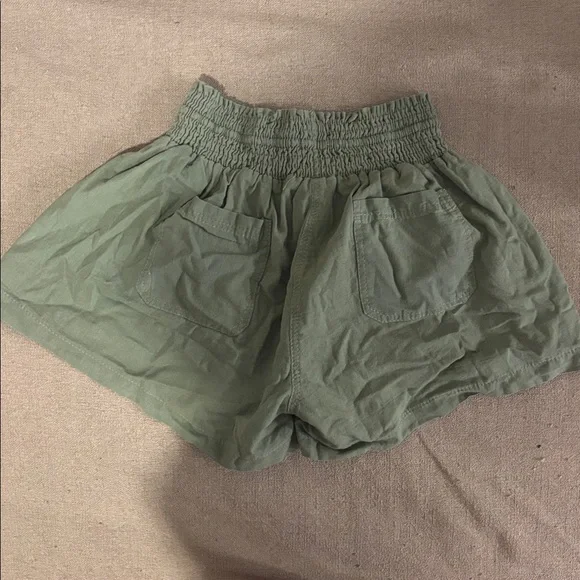 High Waist Olive Green Women's Shorts - Picture 3 of 3